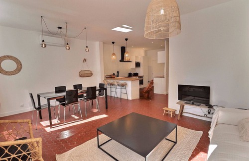 Le Rouet Apartment | Spacious T3 in the heart of Marseille