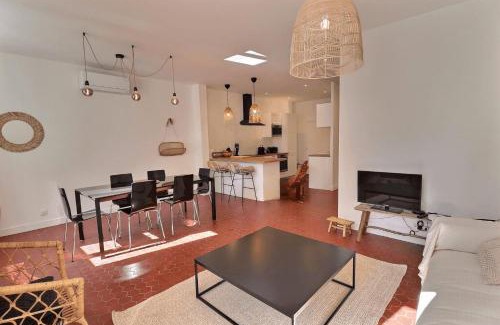 Le Rouet Apartment | Spacious T3 in the heart of Marseille