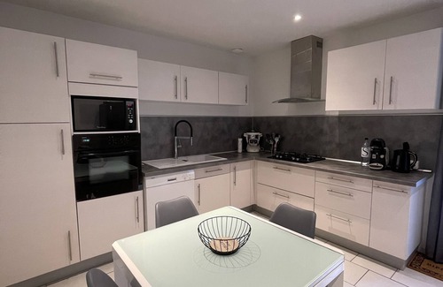 Casanova House | SPACIOUS T4 APARTMENT
