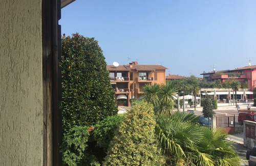 Colombare Apartment | Spacious three-room apartment JOLLY equipped with all comforts, with balcony.