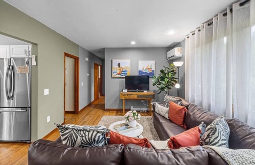 Narragansett House | Spacious throughout with an outdoor deck and bbq. Great for entertaining.
