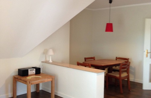 Menden-Holthausen Apartment | spacious top floor apartment in a perfect location