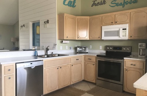 Seacrest House | Spacious Townhouse on Hwy 30-A just steps from the beach