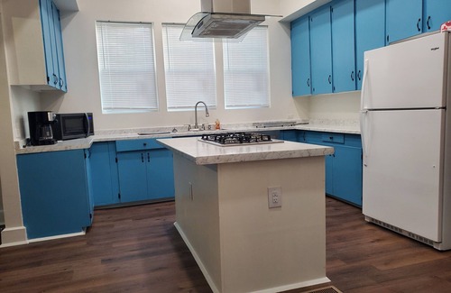 Ruston House | Spacious unit near LA TECH & GSU Lots of natural light LARGE yardn3 bed- 2 bath