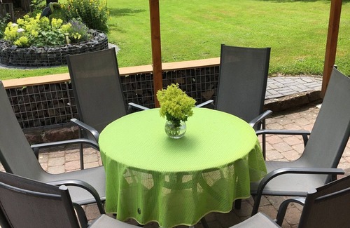 Speicherz Apartment | Spacious vacation apartment (80 m²) for up to 4 people with free WiFi