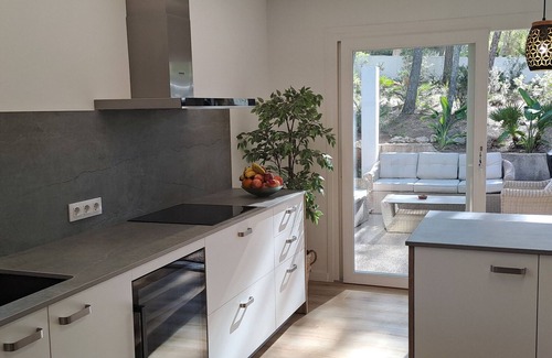 Cala Gat Villa | Spacious Villa “Casa de Cala Gat” with Sea View, Mountain View, Wi-Fi, Garden & Terrace; Parking Available