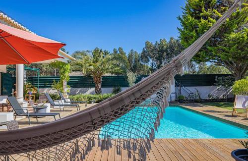 Fornos Villa | Spacious villa in Sesimbra with a private year-round pool
