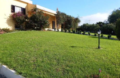 Barros Villa | Spacious Villa Lara Estoi with heated pool