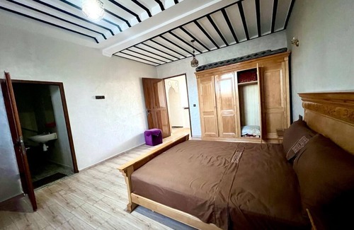Sidi Abdallah Ghiat Villa | Spacious villa perfect for family or friends in front of the Atlas Mountains.
