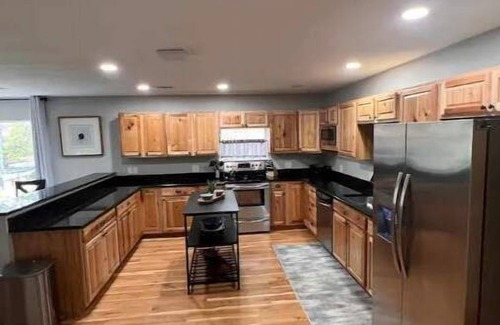 Tool House | Spacious Waterfront Home with beautiful views. Late checkout on Sundays