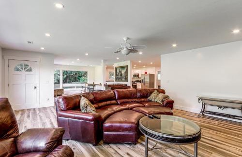 Waynesville House | Spacious Waynesville Retreat with Yard and Patio!