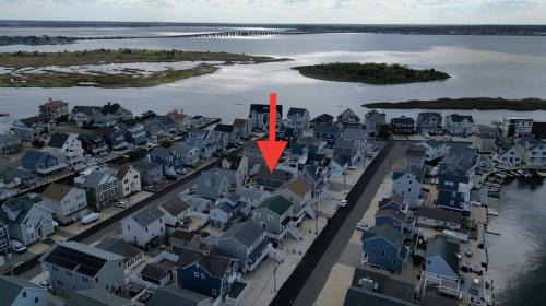 Seaside Heights House | Spacious Yard, Free Parking, Washer and Dryer