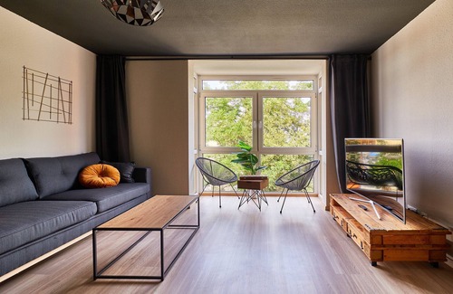 Friedrichstadt Apartment | Spaciousliving Design Apartment - Central - Boxspringbett - Messe