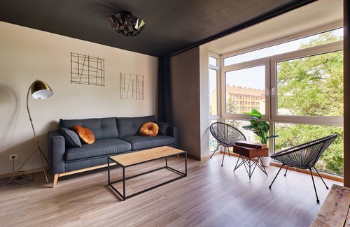 Friedrichstadt Apartment | Spaciousliving Design Apartment - Central - Boxspringbett - Messe