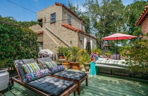 Jefferson Villa | Spanish Gem, Pool, HotTub, Firepit, Game Room, Patio Seating, Mins to River Walk