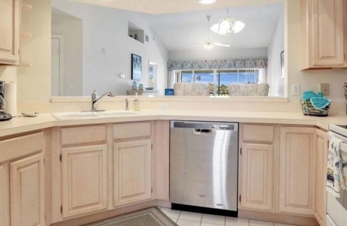 Bonita Springs Condo | SPANISH WELLS GOLF & CC Available short term membership through owner