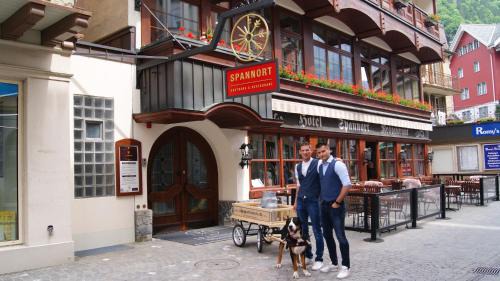 Engelberg Hotel | SPANNORT family home with common kitchen and self check-in