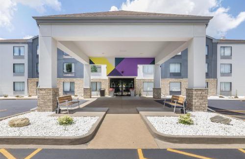 Onalaska Hotel | Spark by Hilton La Crosse Onalaska