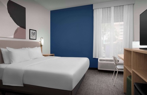 Wetmore Hotel | Spark By Hilton San Antonio Northwest near Six Flags
