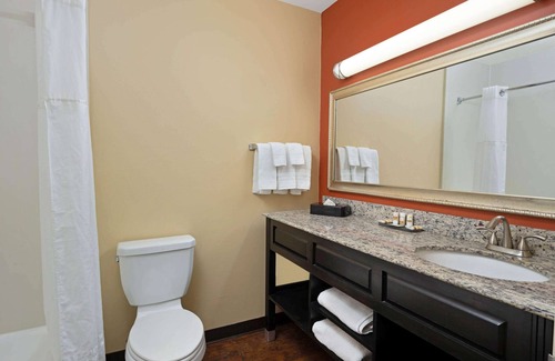 El Montevideo Hotel | Spark by Hilton Tucson Reid Park