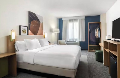 Tumwater Hotel | Spark by Hilton Tumwater