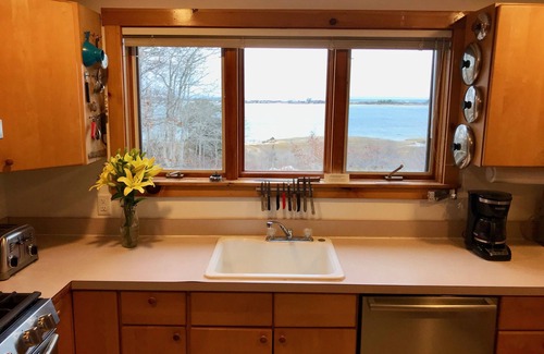 Tisbury House | Sparkling Waterfront Gem, Spectacular Views, Private Beach, Great for Kayaks