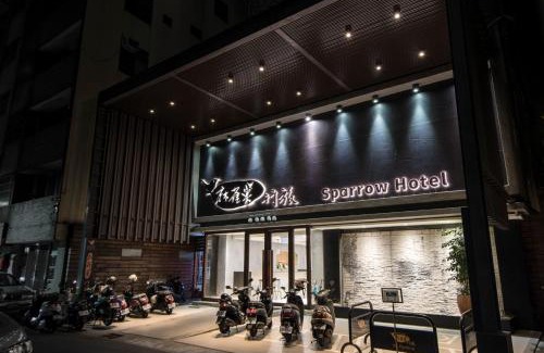 Central District Hotel | Sparrow Hotel