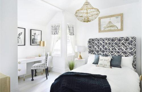 Midtown Apartment | Sparrow