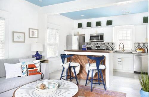 Midtown Apartment | Sparrow