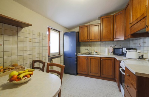 Bovara House | Spaziosa Casa con Piscina a 20 Minuti di Auto dal Centro Storico di Assisi