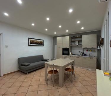 Tortona Apartment | Spazioso appartamento vicino a tutto