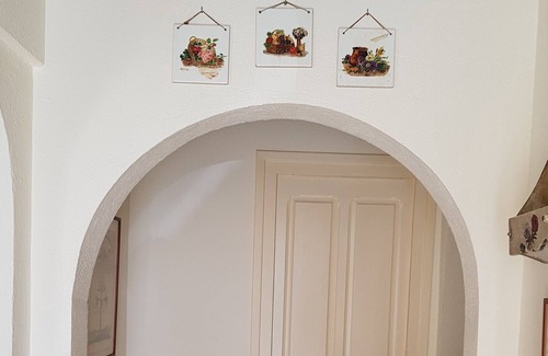 Port de la Selva Apartment | SPECIAL OFFER IN CHARMING APARTMENT IN PLAZA DE LA IGLESIA