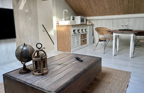 Jouarre House | Special Couple Studio "la Paillote" SPA
