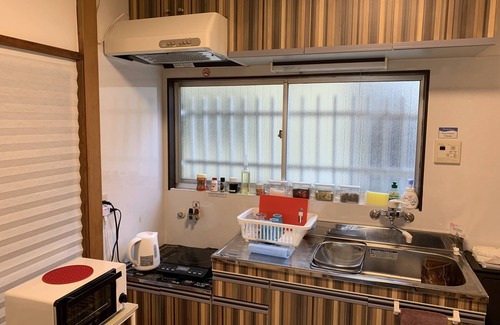 Ota House | Special private accommodations allowed/Good location/Keikyu Kamata Station 6 min/Haneda Airport 8 min/Entire building for rent/Ideal for families and groups and groups/Free Internet Wi-Fi/Kid's room