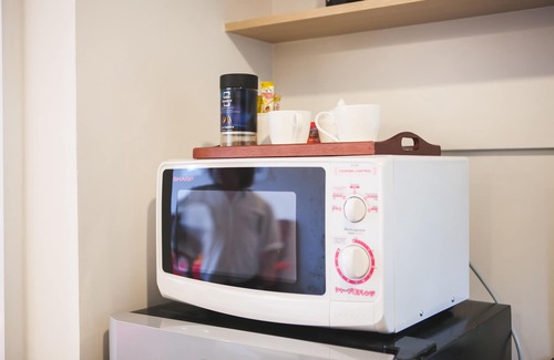 Khlong Toei Nuea Apartment | Specious new Studio, 5 min. walk to BTS skytrain Free FAST WiFi, Cntr of BKK