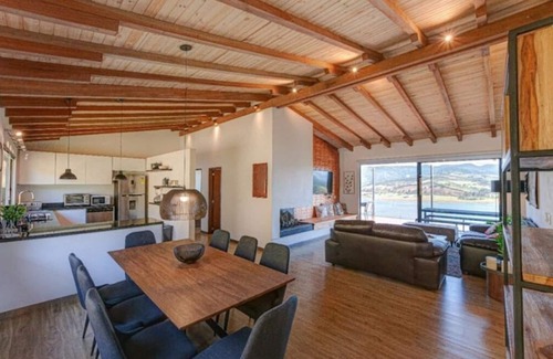 Choconta Cabin | SPECTACULAR AND MODERN HOUSE IN SISGA WITH A VIEW