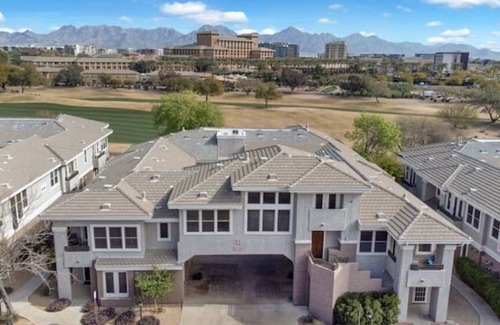 Kierland Condo | Spectacular Kierland Condo.walk to bars and restaurants