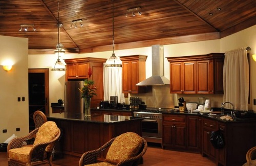 Canton Tilaran Villa | Spectacular Lake Arenal and Mountain view rental
