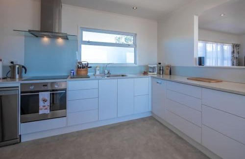 Ruby Bay House | Spectacular Ocean View at Ruby Bay
