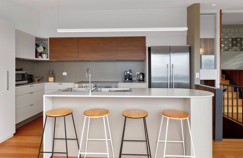Mount Nelson House | Spectacular Views - 4 Bedrooms - Free Parking - Mount Nelson