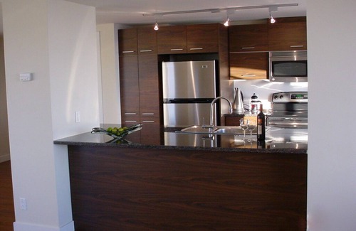 Cote-Des-Neiges—Notre-Dame-De-Grace Condo | Spectacular views minutes from downtown Montréal