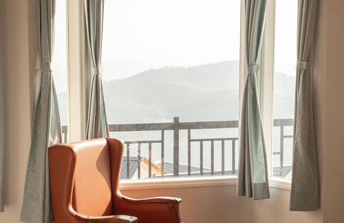 Kausani Hotel | Spellmount - Himalayan View Infinity Pool Resort in Kausani