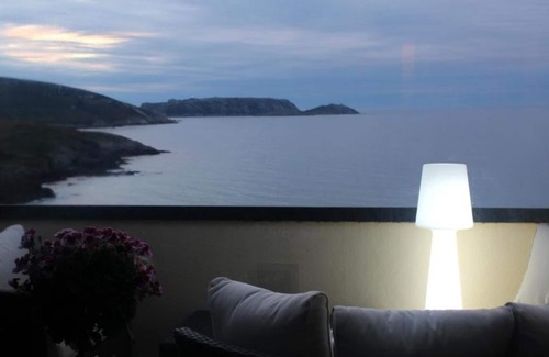 Malpica de Bergantinos Apartment | Spellos Apartment in Malpica
