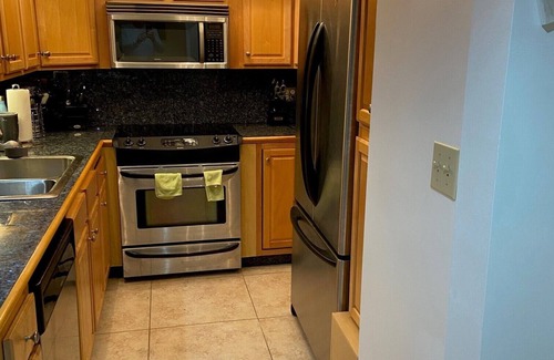 Sarasota Condo | Spend a few month at the beach! 2BR/2Ba, gated beachfront condo with heated pool