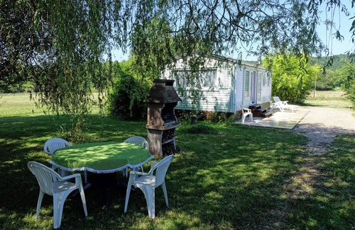 Campagne House | Spend a peaceful holiday in the heart of the Périgord noir-Dordogne near Les Eyzies