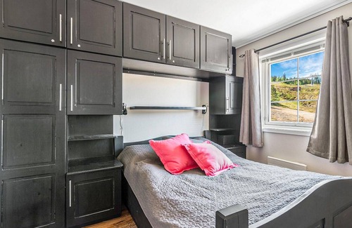 Gautefall Apartment | Spend a vacation close to nature in this beautiful vacation apartment with fantastic mountain views.