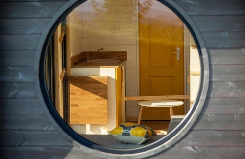 Smuid House | Spend the night in the middle of the Ardennes in your own Laidback Cabin!