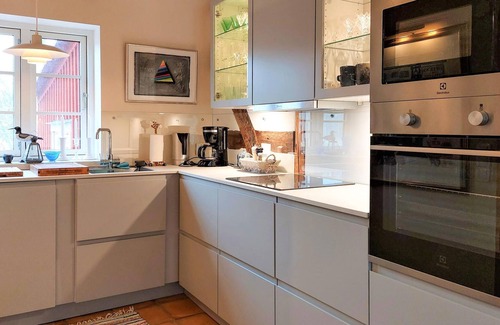 Jonstorp House | Spend your vacation on a horse farm!