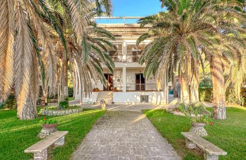 Sperlonga Apartment | Sperlonga Indaco Suite - 2 mins from the Sea