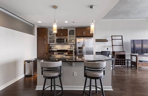 Downtown Denver Condo | Spire 3815 - Sky Club with Amazing Views